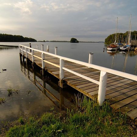 Strauers Hotel Am See Bosau Buitenkant foto