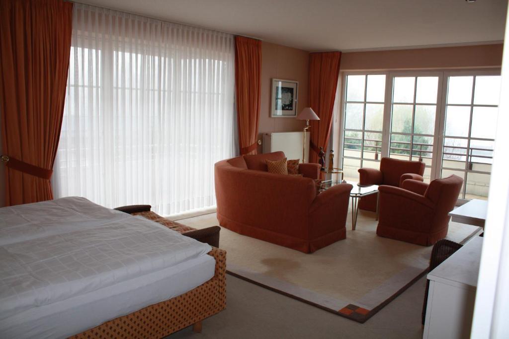 Strauers Hotel Am See Bosau Kamer foto