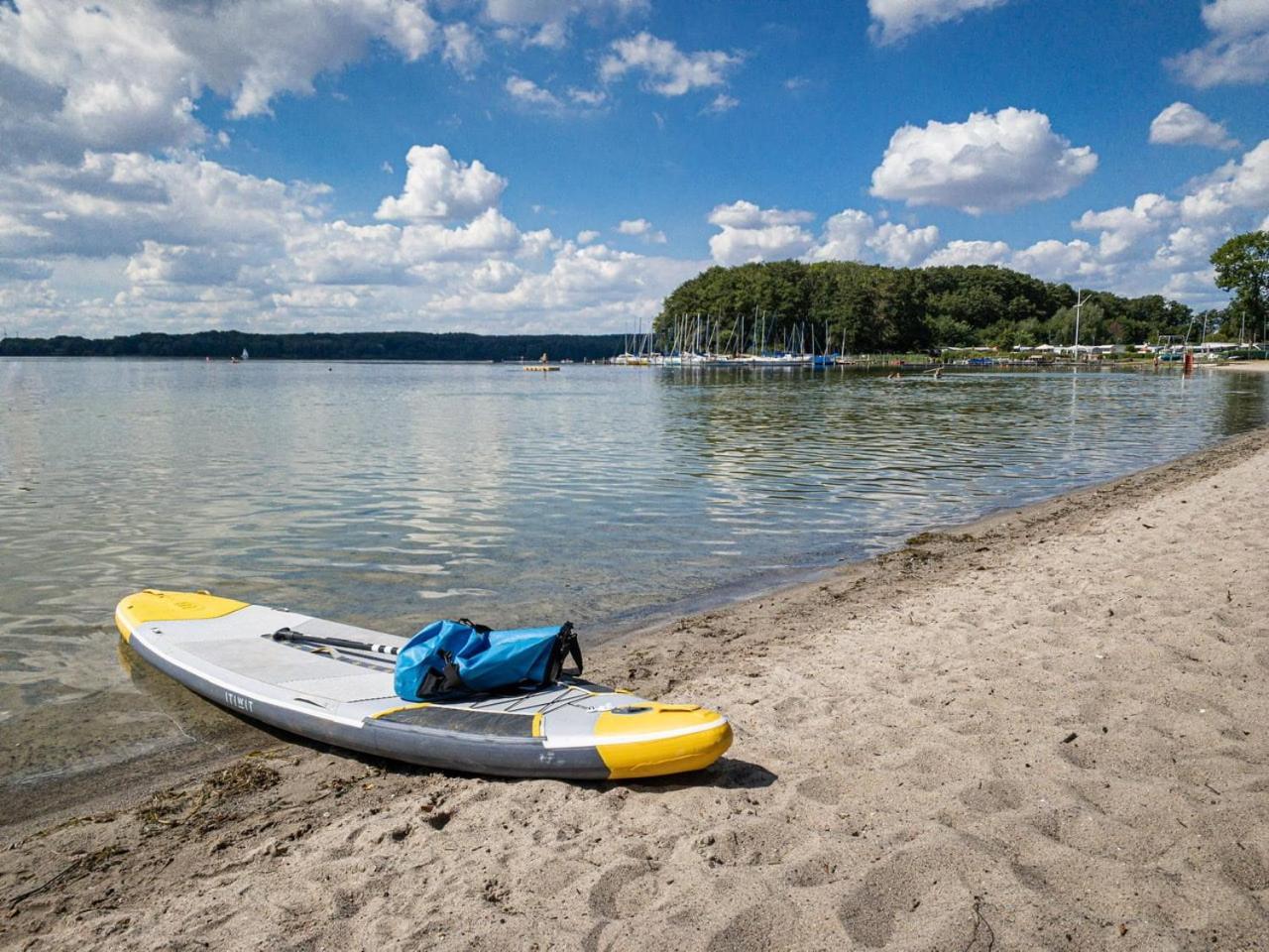 Strauers Hotel Am See Bosau Buitenkant foto