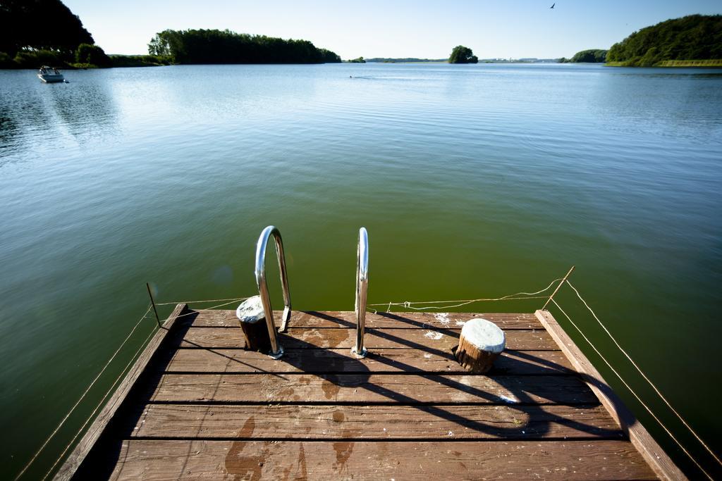 Strauers Hotel Am See Bosau Buitenkant foto